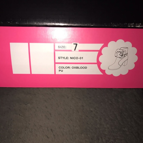 Brand new boots with fur/nwt - Picture 5 of 6